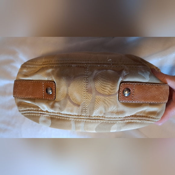 COACH GENUINE LEATHER AND SATIN JACQUARD BUCKET BAG - Picture 4 of 16